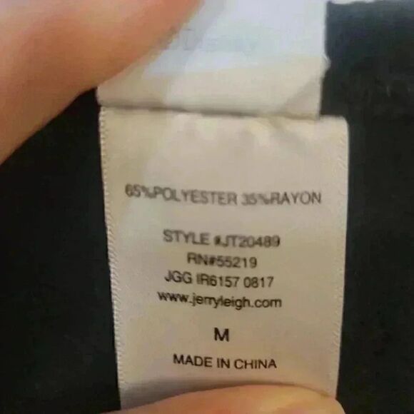 Disney Jerry Leigh Black Cotton w Graphic Keyhole Sweatshirt - Picture 4 of 8